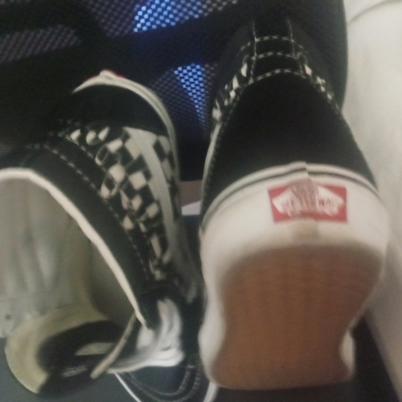 Size 10 Vans Sk8 hightop - Picture 4 of 4